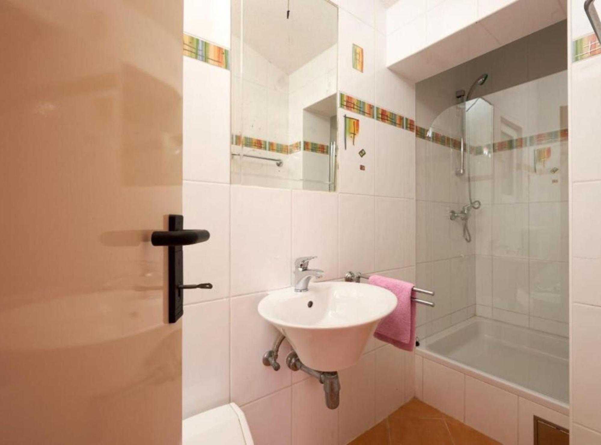 Krknjasi Hotel Велики Дрвеник Екстериор снимка