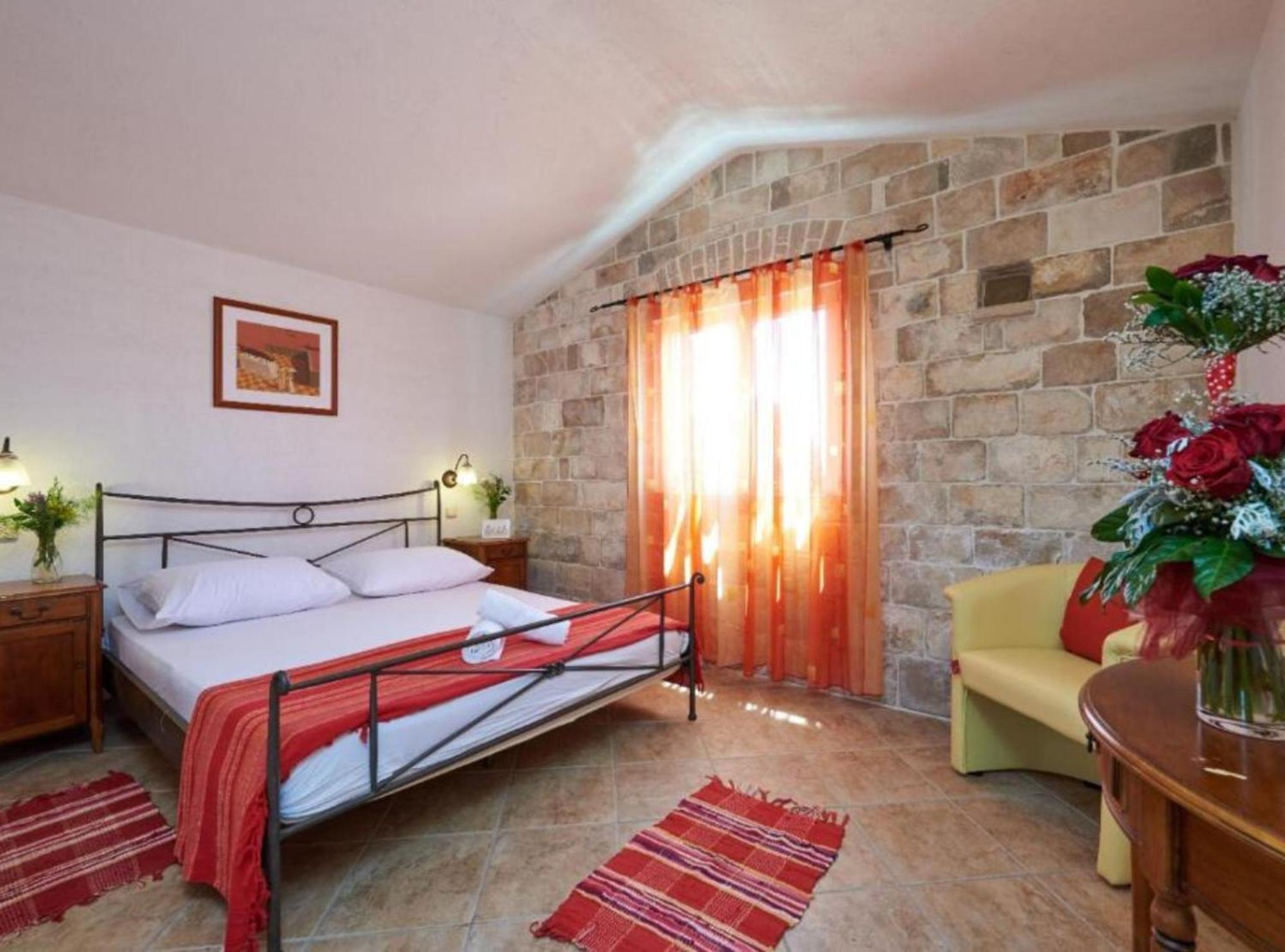 Krknjasi Hotel Велики Дрвеник Екстериор снимка