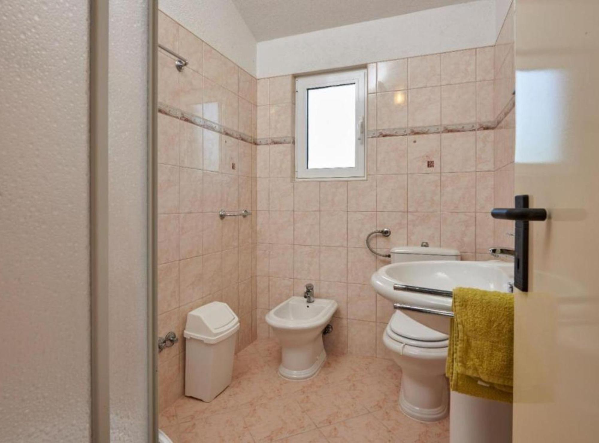 Krknjasi Hotel Велики Дрвеник Екстериор снимка